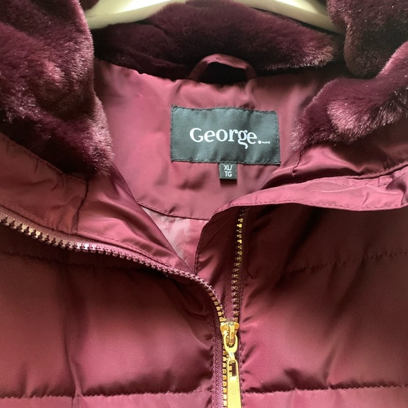 George Puffer Coat Burgundy With Gold Hardware - Picture 3 of 3
